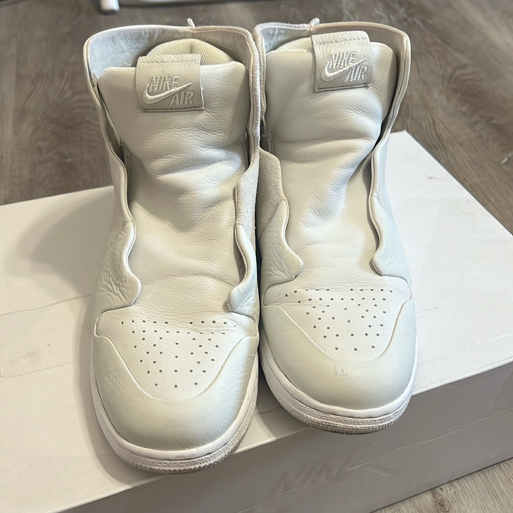 Nike air Jordan’s W AJ1 Sage XX